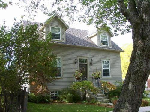Antique Slumber Old Town Bed & Breakfast Niagara-on-the-Lake Dış mekan fotoğraf